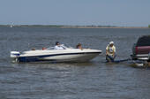 Right Boating Image