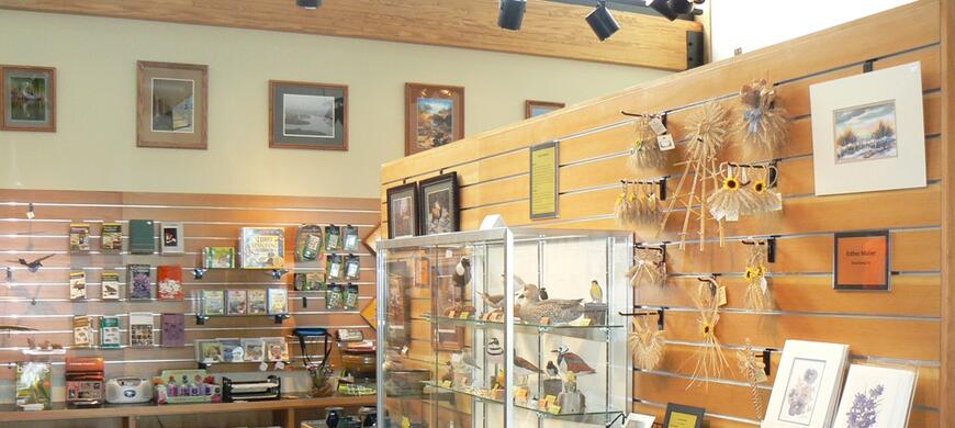 gift store