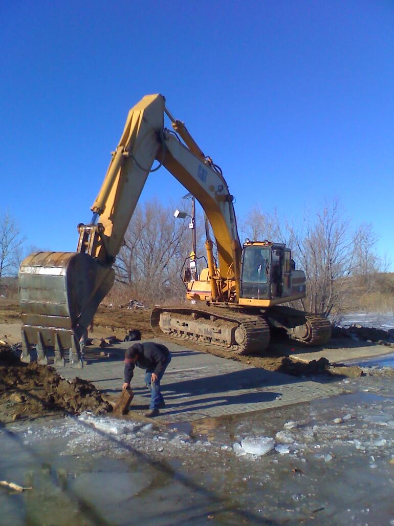Elm Creek Boat Ramp Improvements - Dec 2009