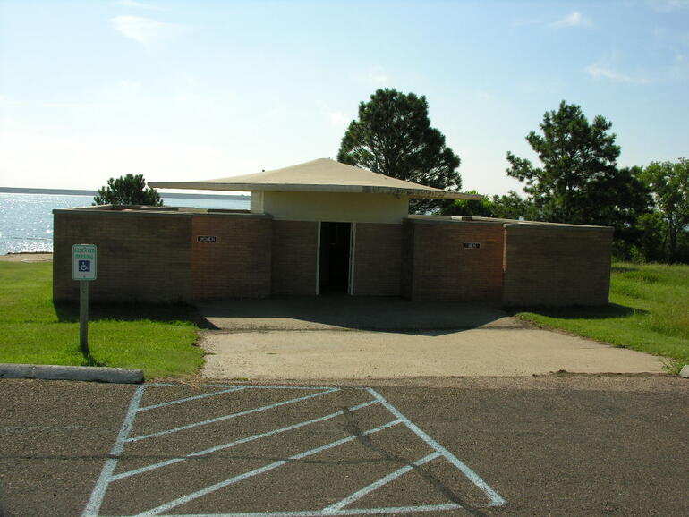 Beach shower house before demolition
