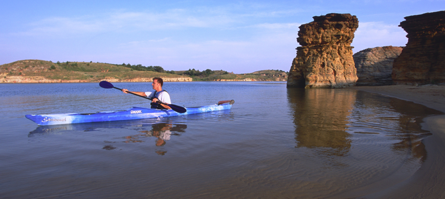 Wilson-Lake-Beach-_-Kayaker